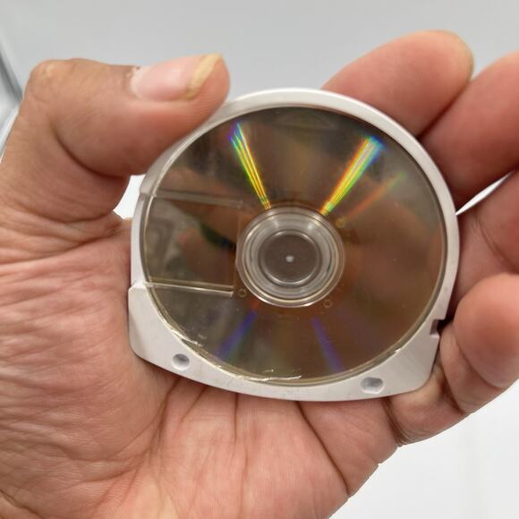 Gretzky NHL (Sony PSP, 2005) Disc Only - Tested and works - Picture 3 of 4